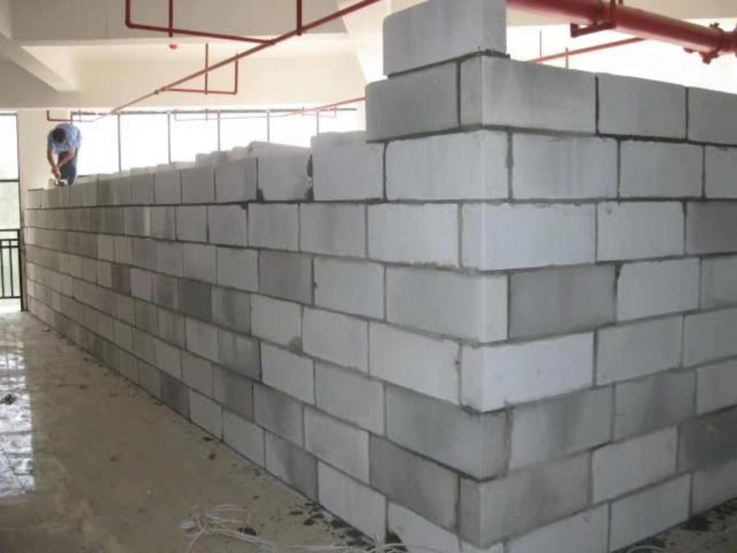 宇谦蒸压加气混凝土砌块承重墙静力和抗震性能的研究